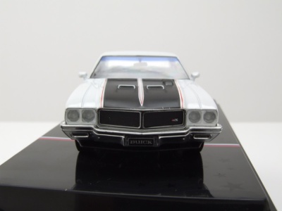 Buick GSX 1970 weiß schwarz Modellauto 1:43 ixo models