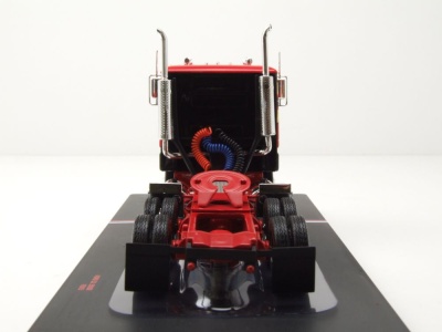 Ford CL 9000 Zugmaschine 1976 rot Modellauto 1:43 ixo models