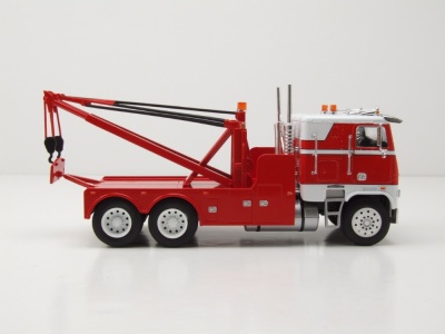 Freightliner FLA Abschlepper 1987 rot weiß Modellauto 1:43 ixo models