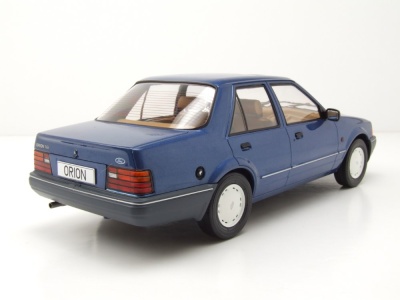 Ford Orion MKII 1986 blau metallic Modellauto 1:18 MCG