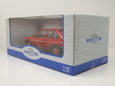 VW Polo 2 Coupe Fox 1985 rot Modellauto 1:18 MCG