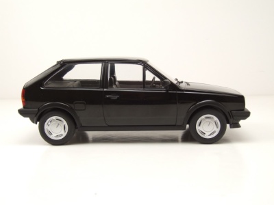 VW Polo 2 Coupe G40 1985 schwarz Modellauto 1:18 MCG