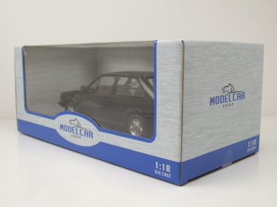 VW Polo 2 Coupe G40 1985 schwarz Modellauto 1:18 MCG