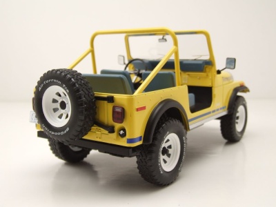 Jeep CJ-7 Renegade 1980 hellgelb Modellauto 1:18 MCG