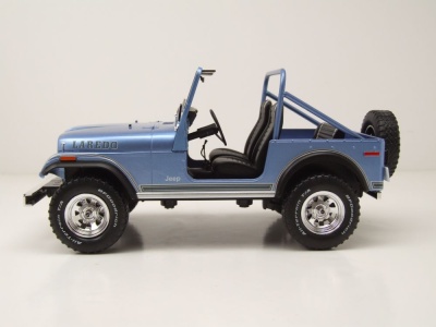 Jeep CJ-7 Laredo 1980 blau metallic Modellauto 1:18 MCG