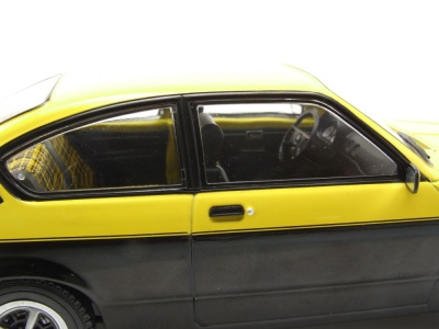 Opel Kadett C Coupe GT/E 1975 gelb schwarz Modellauto 1:18 MCG