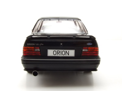 Ford Orion MKII 1986 RHD schwarz Modellauto 1:18 MCG