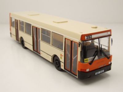 Ikarus 415 Bus Berliner Verkehrsbetriebe BVB 1985 beige Modellauto 1:43 Premium ClassiXXs