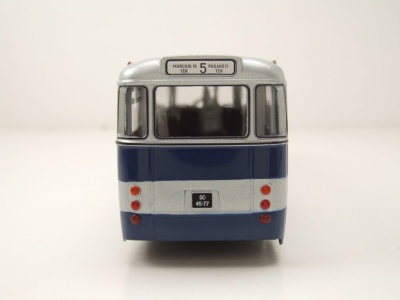 Ikarus 556 Bus BKV Budapest 1965 silber blau Modellauto 1:43 Premium ClassiXXs