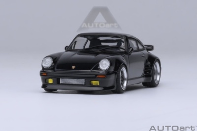 Porsche 911 (930) Turbo schwarz Blackbird Wangan Midnight Comic #1 Modellauto 1:64 Autoart