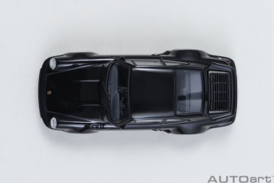 Porsche 911 (930) Turbo schwarz Blackbird Wangan Midnight Comic #1 Modellauto 1:64 Autoart