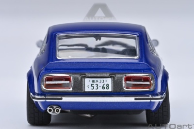 Nissan Fairlady Z (S30) blau Akuma no Z Wangan Midnight Comic #1 Modellauto 1:64 Autoart