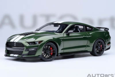 Ford Shelby Mustang GT500 grün Modellauto 1:18 Autoart