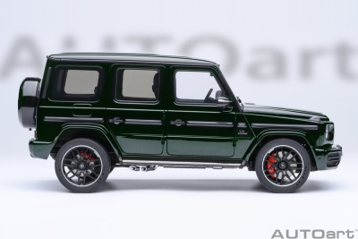 Mercedes AMG G63 2019 dunkelgrün metallic Modellauto 1:18 Autoart