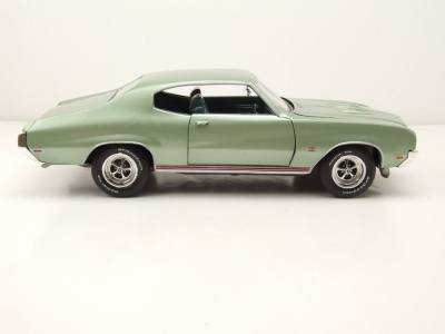 Buick Grand Sport Hardtop 1970 grün metallic Modellauto 1:18 Auto World