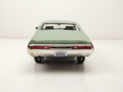 Buick Grand Sport Hardtop 1970 grün metallic Modellauto 1:18 Auto World