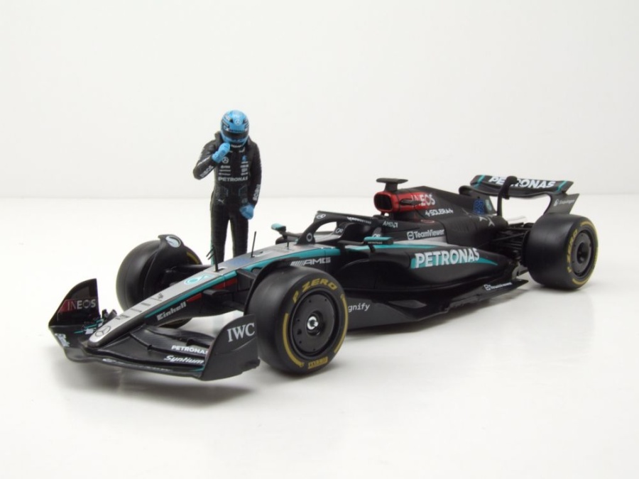 Mercedes AMG W15 E #63 Formel 1 2024 mit Russel Figur Modellauto 1:24 Bburago