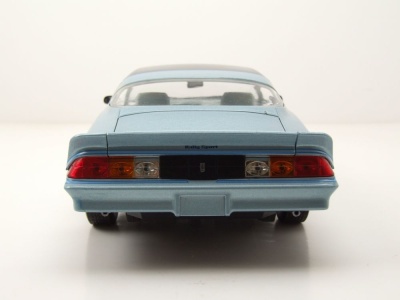 Chevrolet Camaro Z/28 Rally Sport 1978 hellblau metallic schwarz Modellauto 1:18 Greenlight Collectibles