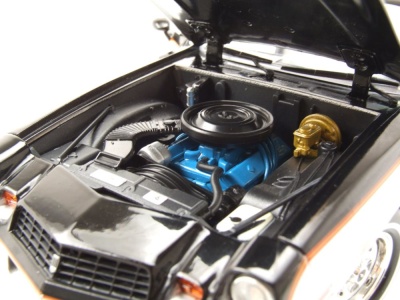 Chevrolet Camaro Z/28 Rally Sport 1978 silber schwarz Modellauto 1:18 Greenlight Collectibles