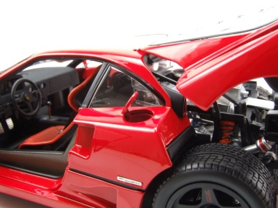 Ferrari F40 Lightweight 1987 rot Modellauto 1:18 Kyosho