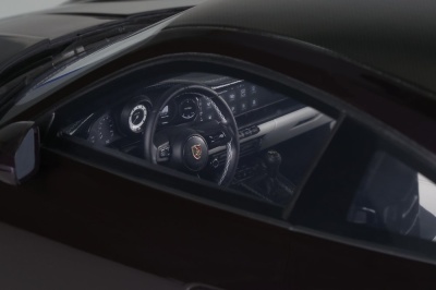 Porsche 911 (992) GT3 Touring 2021 lila Modellauto 1:12 GT Spirit