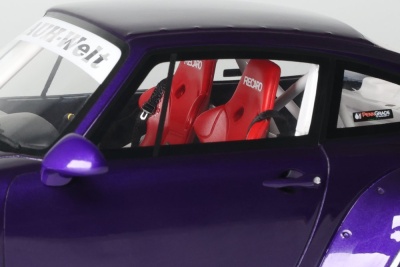 RWB Porsche 911 RAUH Welt Army Girl 2015 lila Modellauto 1:18 GT Spirit
