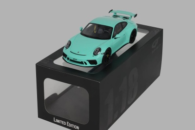 Porsche 911 (991.2) GT3 2018 grün Modellauto 1:18 GT Spirit