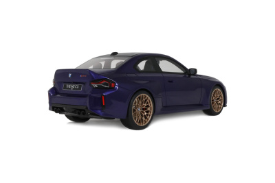 BMW M2 CS 2025 lila Modellauto 1:18 GT Spirit