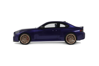 BMW M2 CS 2025 lila Modellauto 1:18 GT Spirit
