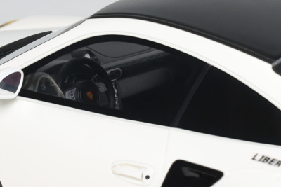 LB-Works Liberty Walk Porsche 911 Turbo 2024 weiß Modellauto 1:18 GT Spirit