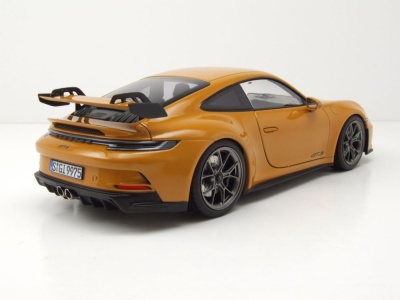 Porsche 911 GT3 2021 bahama gelb Modellauto 1:18 Norev