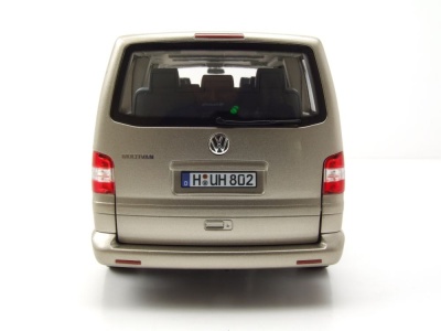 VW T5 Bus Multivan 2003 beige metallic Modellauto 1:18 Norev