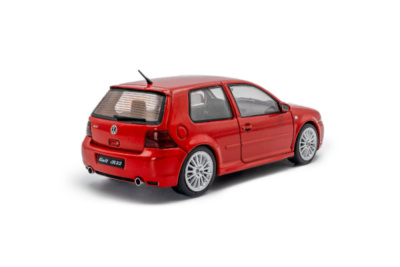 VW Golf 4 R32 2003 rot Modellauto 1:43 Solido