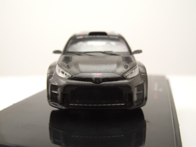Toyota GR Yaris Rally2 2024 matt grau metallic Modellauto 1:43 ixo models