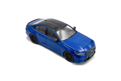 BMW G90 M5 Sedan 2024 marina bay blau Modellauto 1:43 Solido