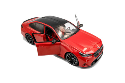 BMW M5 (G90) 2025 rot Modellauto 1:18 Solido