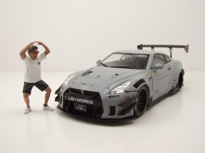 Nissan GT-R R35 Liberty Walk Bodykit Type 2 2024 grau mit...