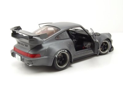Porsche RWB RAUH-Welt Bodykit Nardo grau mit Figur Modellauto 1:18 Solido