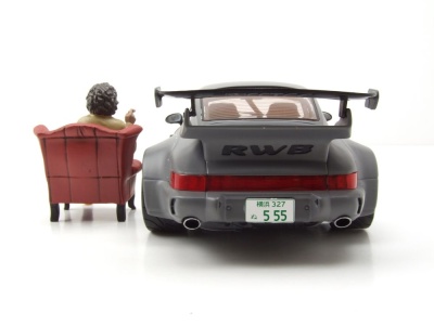 Porsche RWB RAUH-Welt Bodykit Nardo grau mit Figur Modellauto 1:18 Solido