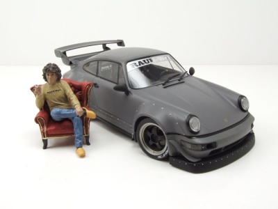 Porsche RWB RAUH-Welt Bodykit Nardo grau mit Figur Modellauto 1:18 Solido