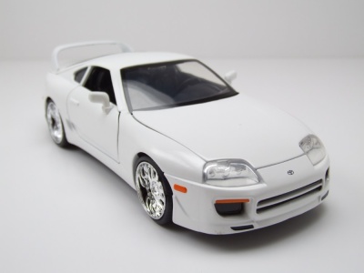 Toyota Supra 1995 weiß Brian Fast & Furious Modellauto 1:24 Jada Toys