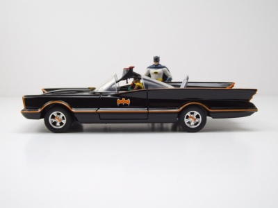 Batmobile 1966 schwarz Batman Classic Series mit Figuren Modellauto 1:24 Jada Toys