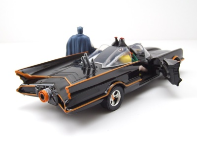 Batmobile 1966 schwarz Batman Classic Series mit Figuren Modellauto 1:24 Jada Toys