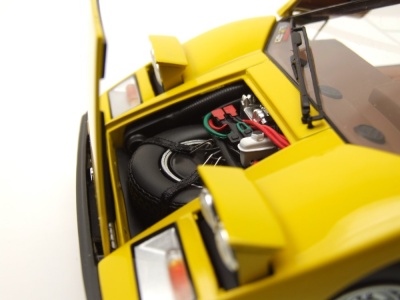 Lamborghini Countach LP 400 gelb Modellauto 1:18 Kyosho