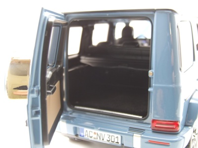 Mercedes G-Klasse G-Modell 2024 vintage blau Modellauto 1:18 Norev