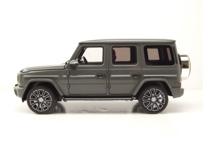 Mercedes G-Klasse G-Modell 2024 classic grau Modellauto 1:18 Norev