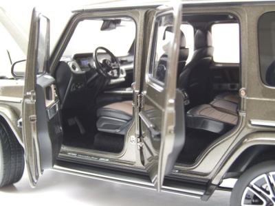 Mercedes G-Klasse G-Modell 2024 indium grau Modellauto 1:18 Norev