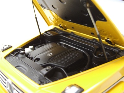 Mercedes G-Klasse G-Modell 2024 sonnen gelb Modellauto 1:18 Norev