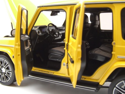 Mercedes G-Klasse G-Modell 2024 sonnen gelb Modellauto 1:18 Norev