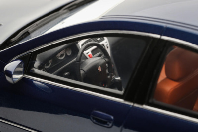 Peugeot 607 3.0 V6 Phase 2 2008 blau Modellauto 1:18 Ottomobile